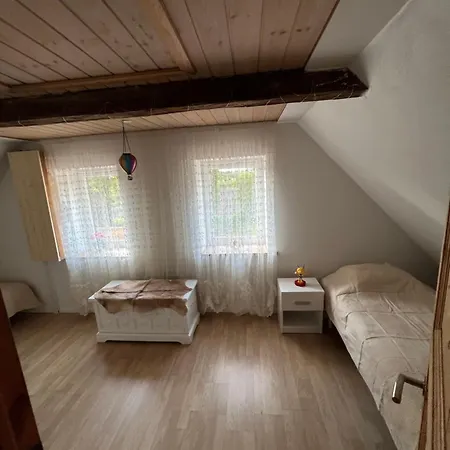 Luxury Curchi 1 公寓 比隆