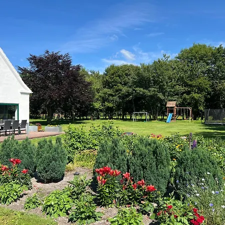 Apartment Luxury Curchi 1 *